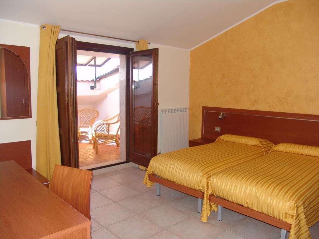 B&B Il Tulipano Rogliano Ruang foto