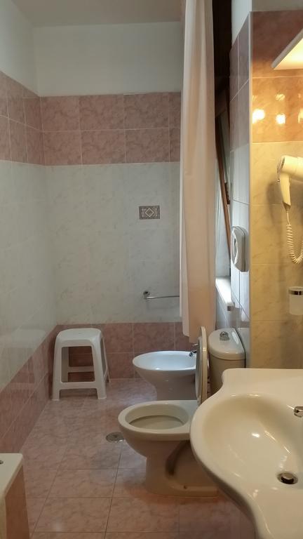 B&B Il Tulipano Rogliano Bagian luar foto